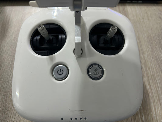 DJI Phantom 3 Advanced, Phantom 3 Pro & Phantom 4 Standard/ Remote | Pre Owned