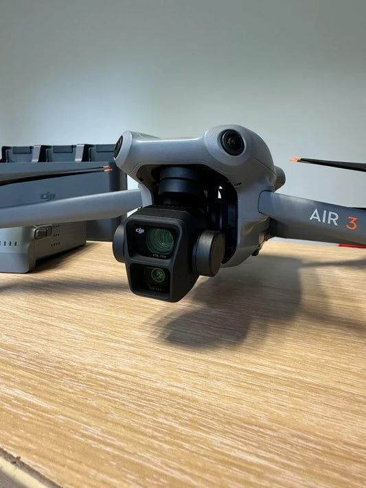 DJI AIR 3 FLY MORE COMBO (OPEN BOX)