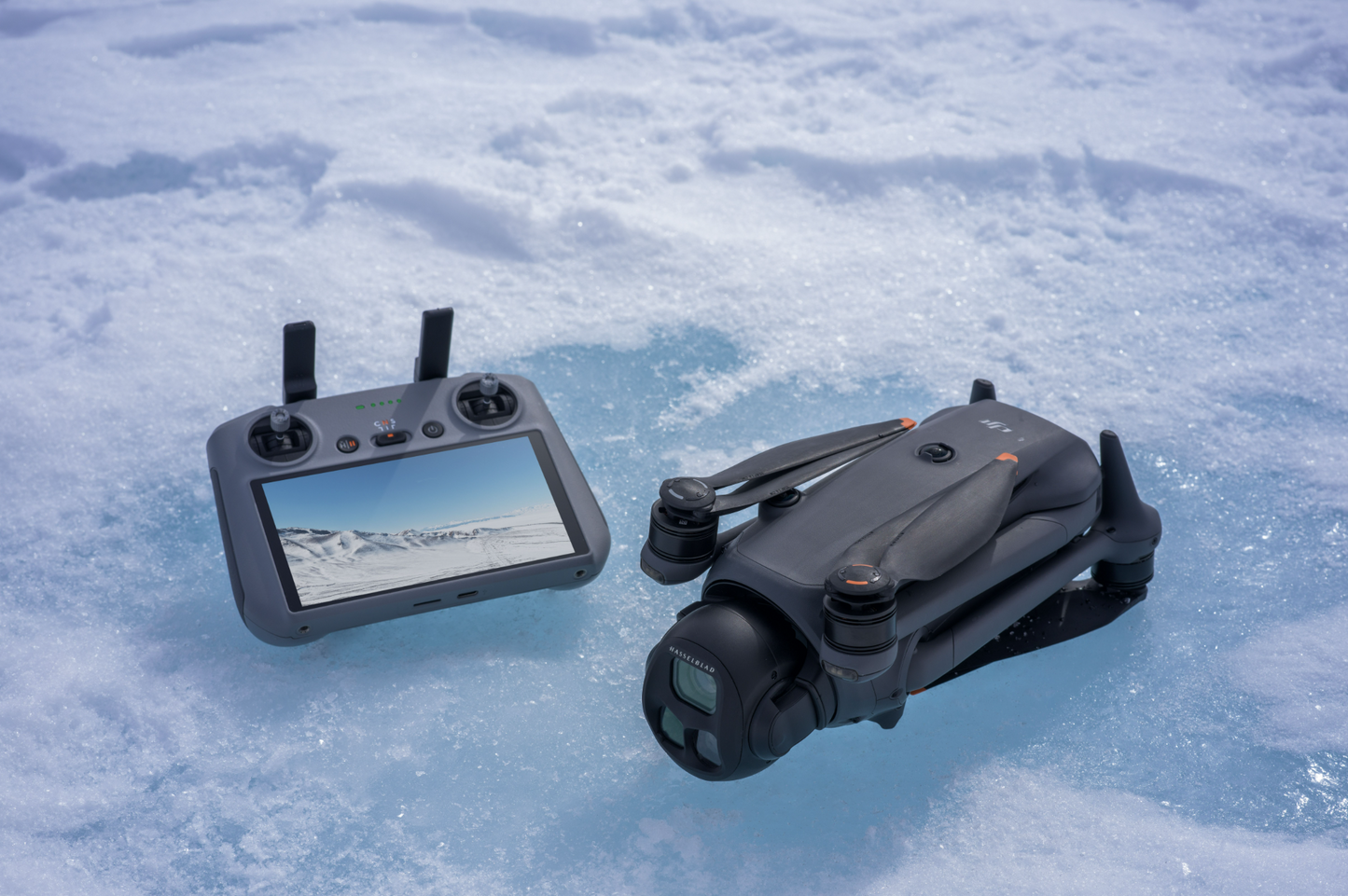 DJI MAVIC 4 PRO FLY MORE COMBO (DJI RC 2)