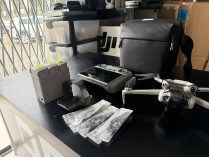 DJI Mini 4 Pro Fly More Plus Combo / Pre Owned