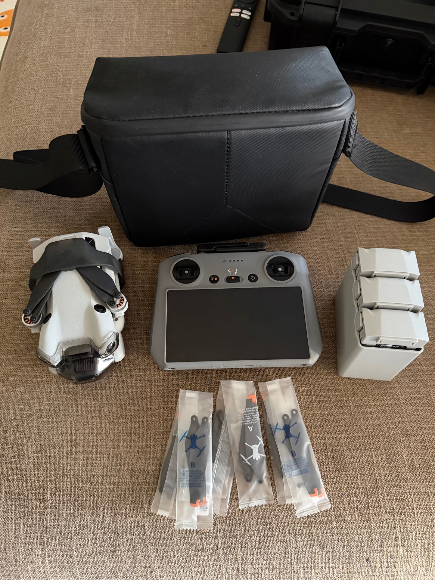 DJI Mini 4 Pro Fly More Plus Combo / Pre Owned