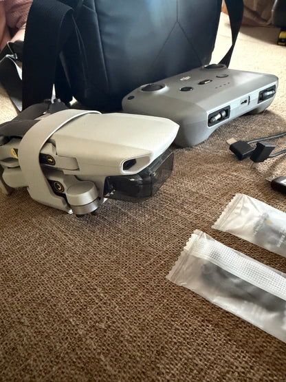 DJI Mini 2 Combo with 2 Batteries / Pre Owned