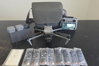 DJI Air 3 Flymore Combo / Pre Owned