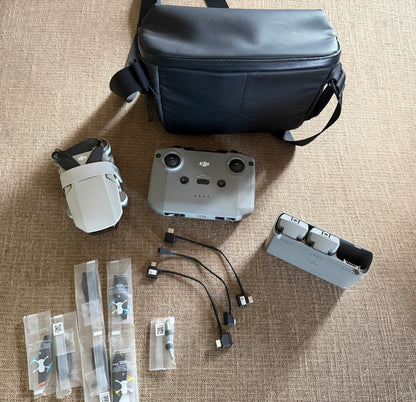 DJI Mini 2 Combo with 2 Batteries / Pre Owned