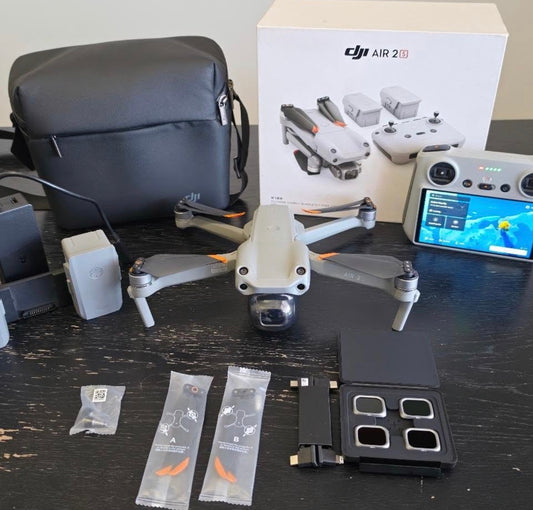 DJI Air 2S Fly More Combo with Smart Controller / Pre Owned