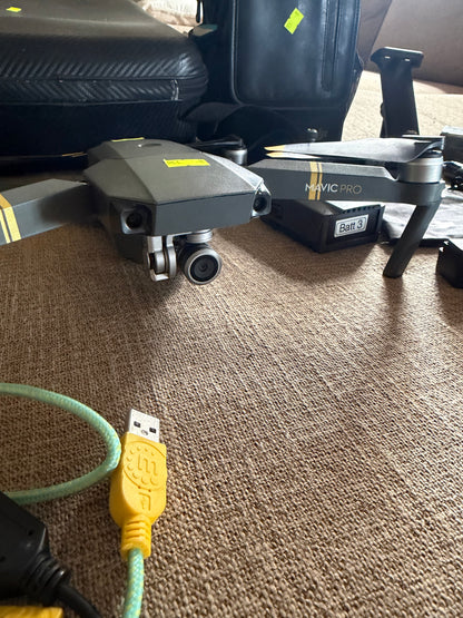 DJI Mavic Pro Combo with 2 Batteries / Pre Owned