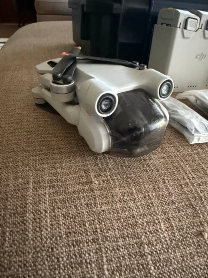 DJI Mini 3 Pro Fly More Combo / Pre Owned