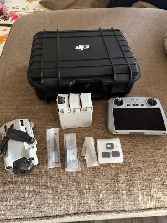 DJI Mini 3 Pro Fly More Combo / Pre Owned