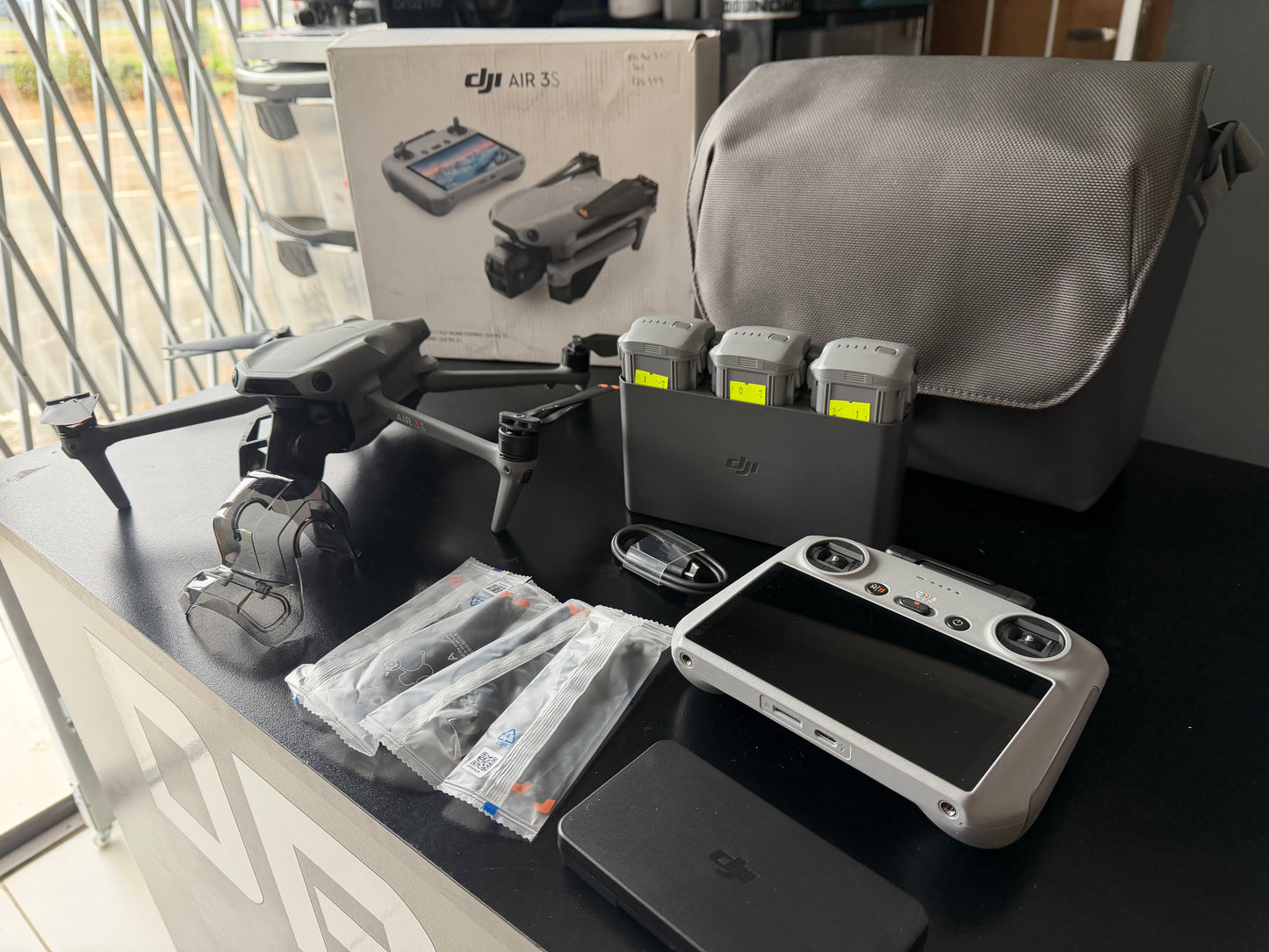 DJI Air 3S Fly More Combo / Pre Owned
